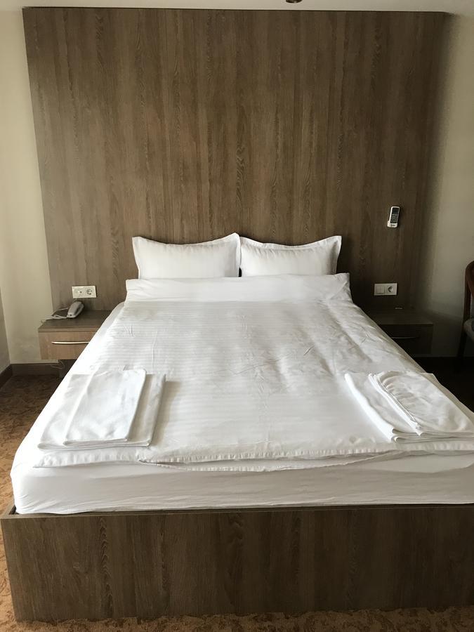 Ny World Hotel Стамбул Экстерьер фото